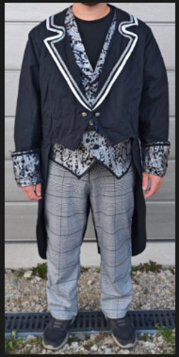 Manege 2 Manege Gewand zu verkaufen